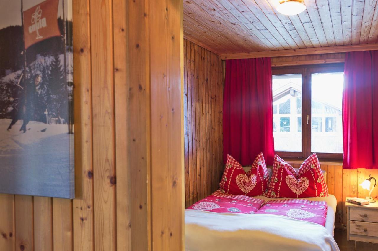 Ferienhaeuser Gerhart Haus im Ennstal Bagian luar foto