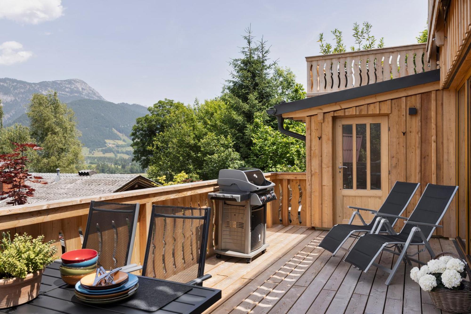 Ferienhaeuser Gerhart Haus im Ennstal Bagian luar foto